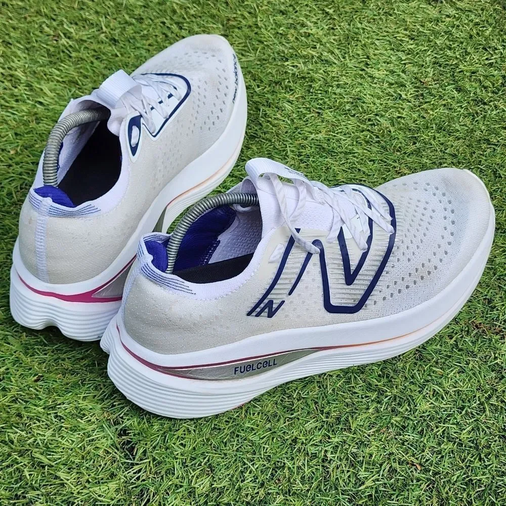 NEW BALANCE FUELCELL - Mens Shoes - SIZE 11.D